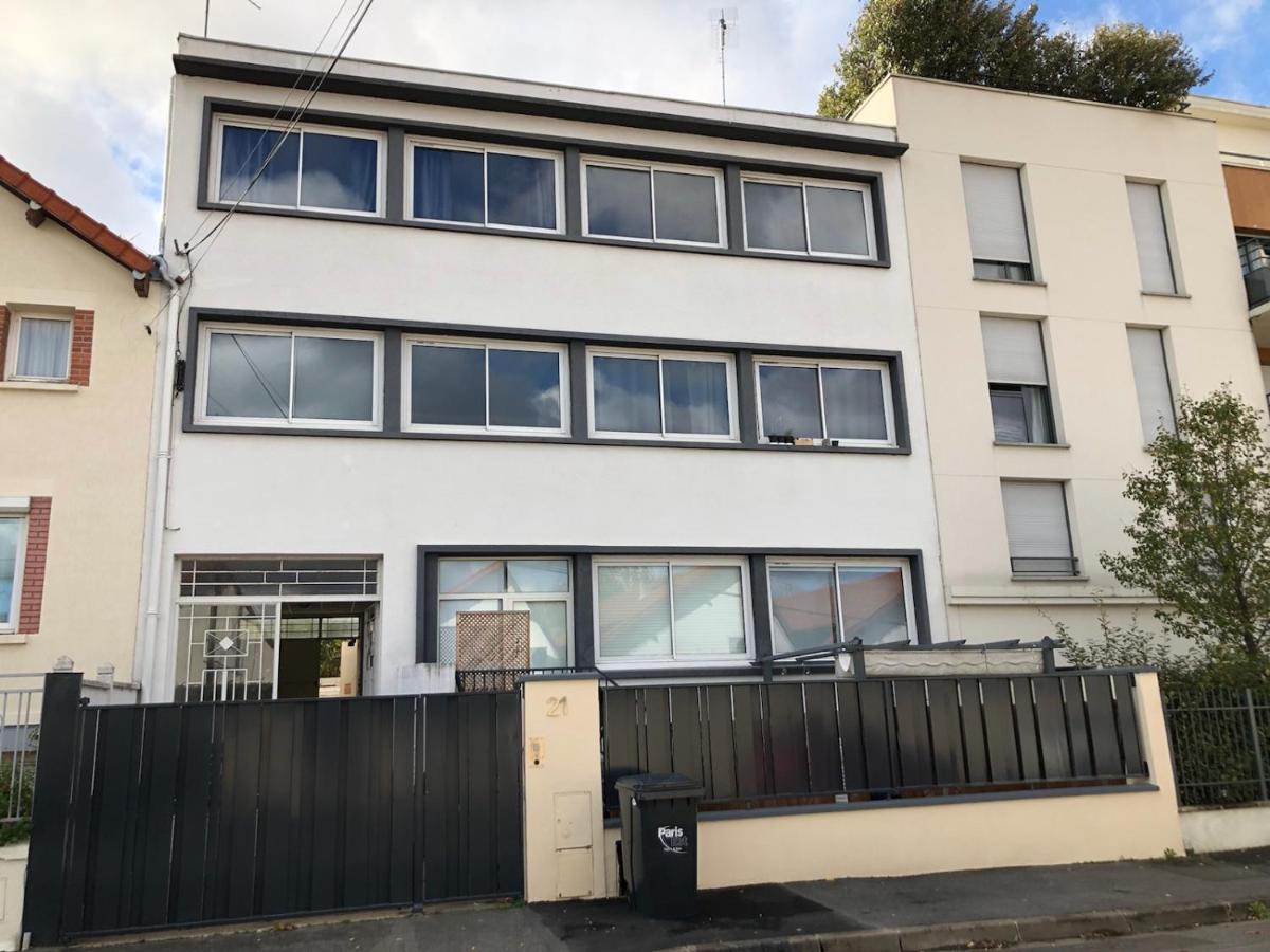 Escale-Marne: Cozy Metro-Adjacent Apartment with Premium Bed Maisons-Alfort Exterior photo