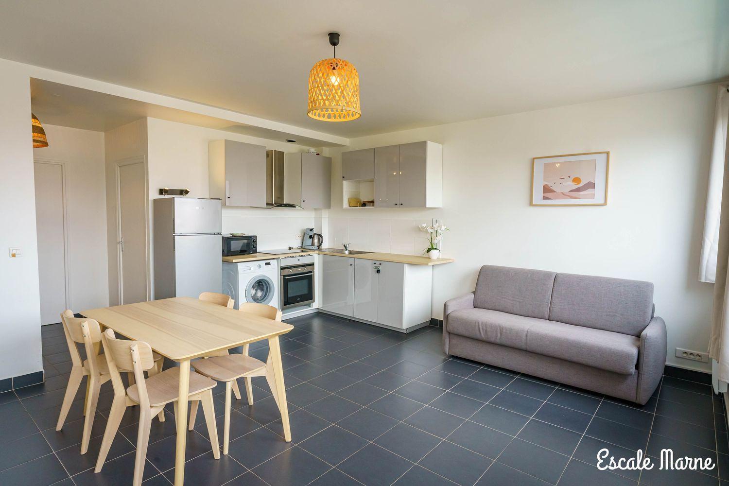 Escale-Marne: Cozy Metro-Adjacent Apartment with Premium Bed Maisons-Alfort Exterior photo